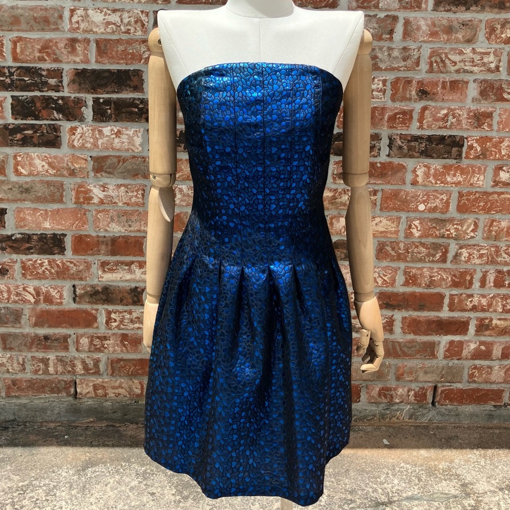 NWT Romeo & Juliet Couture blue metallic formal dress w/ removable straps